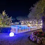 Casadelsol-marbella-slonce,piasek,szmaragdowa Woda