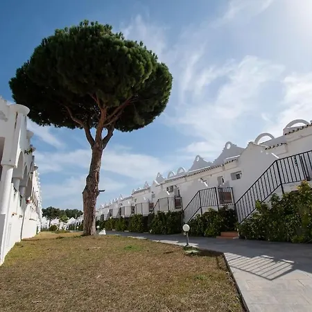 Casadelsol-marbella-słońce,piasek,szmaragdowa Woda