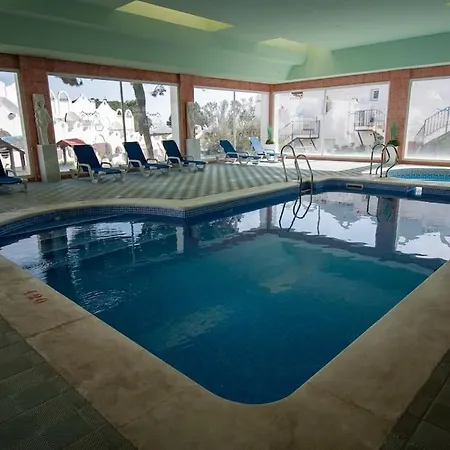 Casadelsol-marbella-slonce,piasek,szmaragdowa Woda