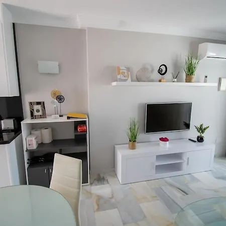 Casadelsol-marbella-slonce,piasek,szmaragdowa Woda Lägenhet