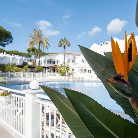 Casadelsol-marbella-słońce,piasek,szmaragdowa Woda