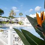 Casadelsol-marbella-slonce,piasek,szmaragdowa Woda